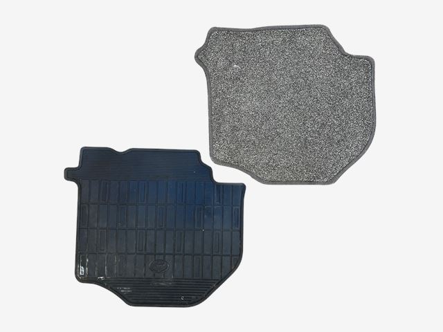 Custom car mat pair